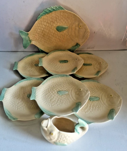 Shorter sons pottery fish - &,