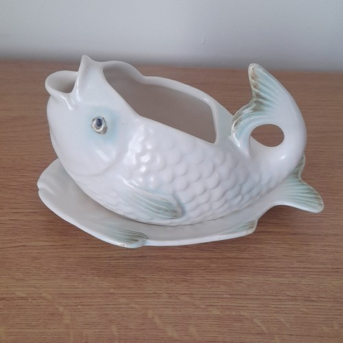 Shorter son fish pattern - &,