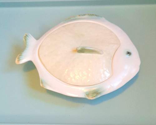 Shorter son fish lidded - fish,