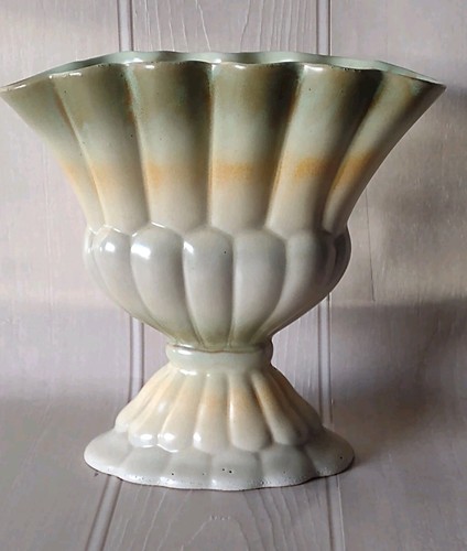 Vintage art deco style fluted - deco,