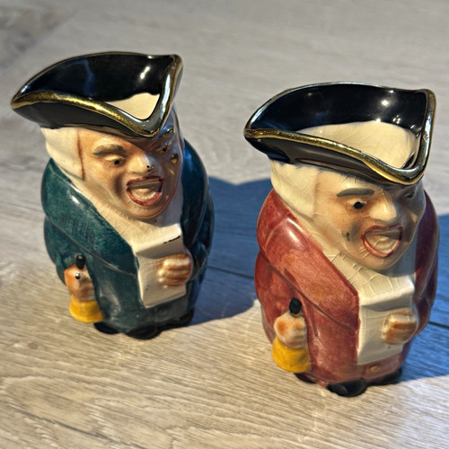 Vintage pair shorter son - &,